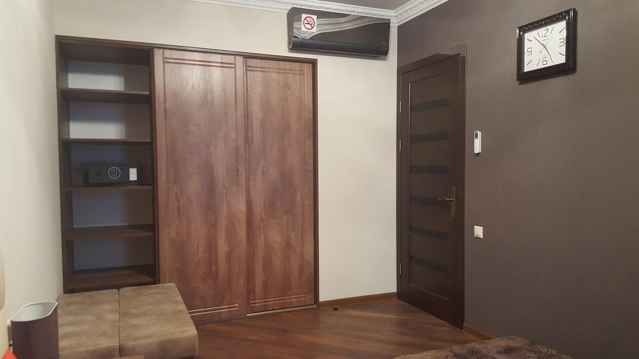 Mimino Apartment Deluxe First Line Batumi Luaran gambar