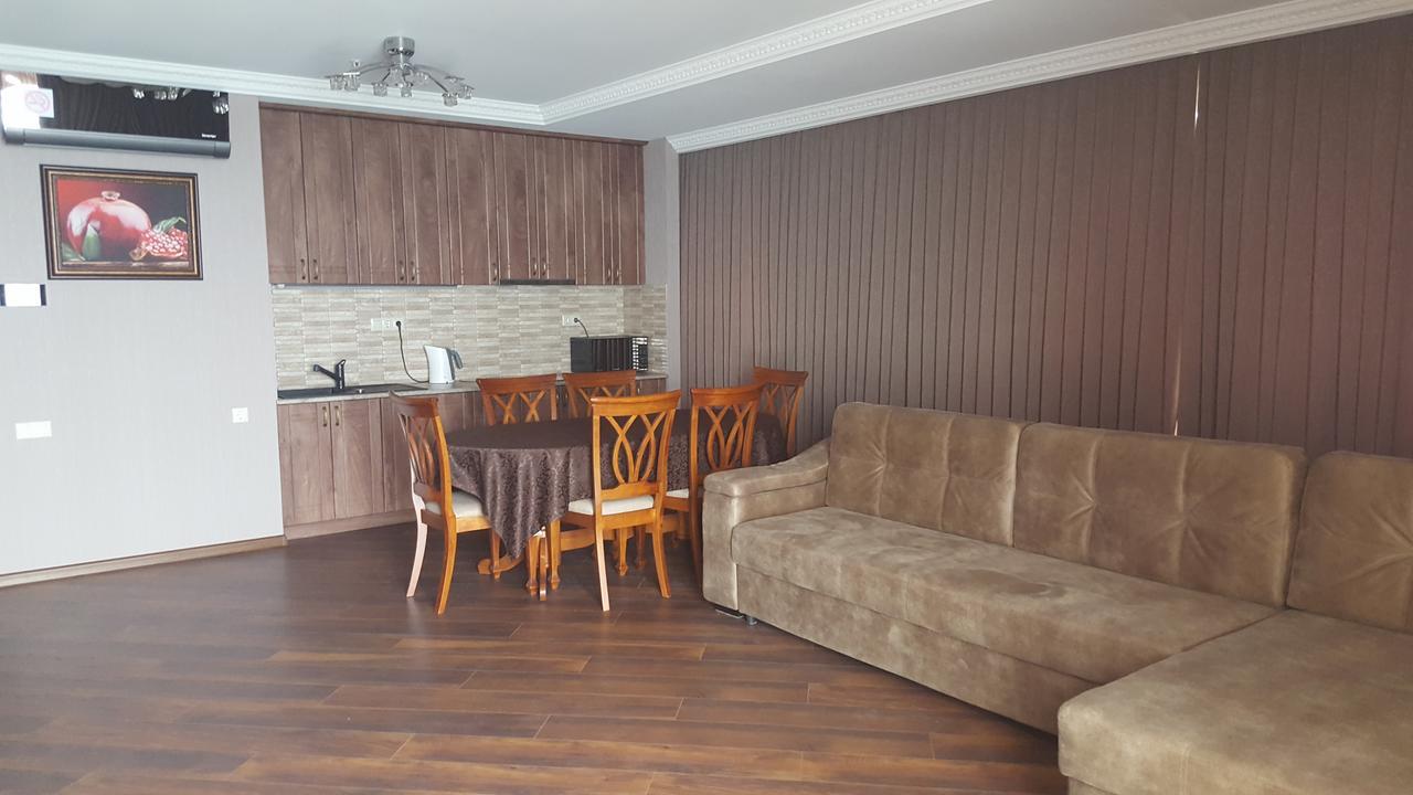 Mimino Apartment Deluxe First Line Batumi Luaran gambar