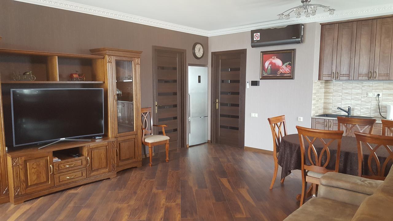 Mimino Apartment Deluxe First Line Batumi Luaran gambar
